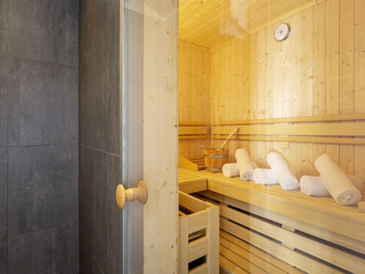 Reetland Am Meer - Premium Reetdachvilla Mit 3 Schlafzimmern, Sauna, Kamin Und Massagesessel F05 Dranske Ngoại thất bức ảnh